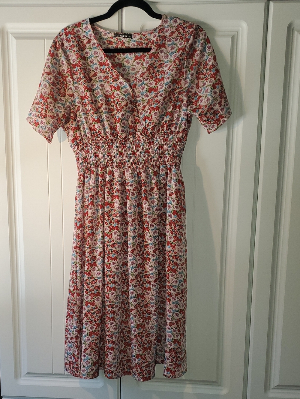SHEIN Red Floral Smocked Midi Dress